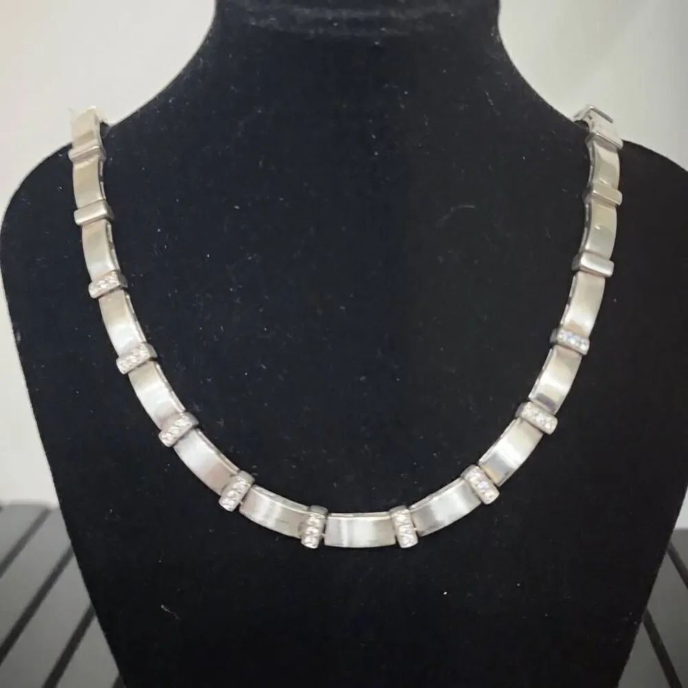 Vintage Silver 16" necklace with crystal stones